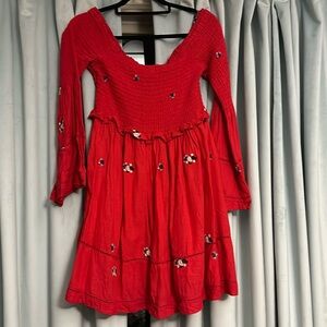 Free People mini dress with puckered top, ruffles & eyelet - size large. EUC